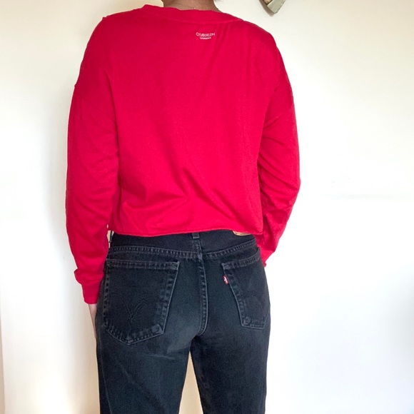 Calvin Klein Performance Crop Top - Picture 3 of 5